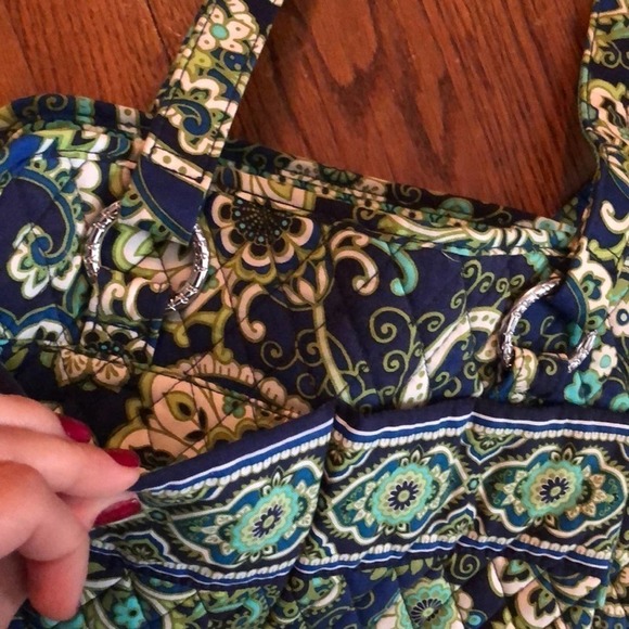 Vera Bradley Bag Retired Pattern - Picture 3 of 7